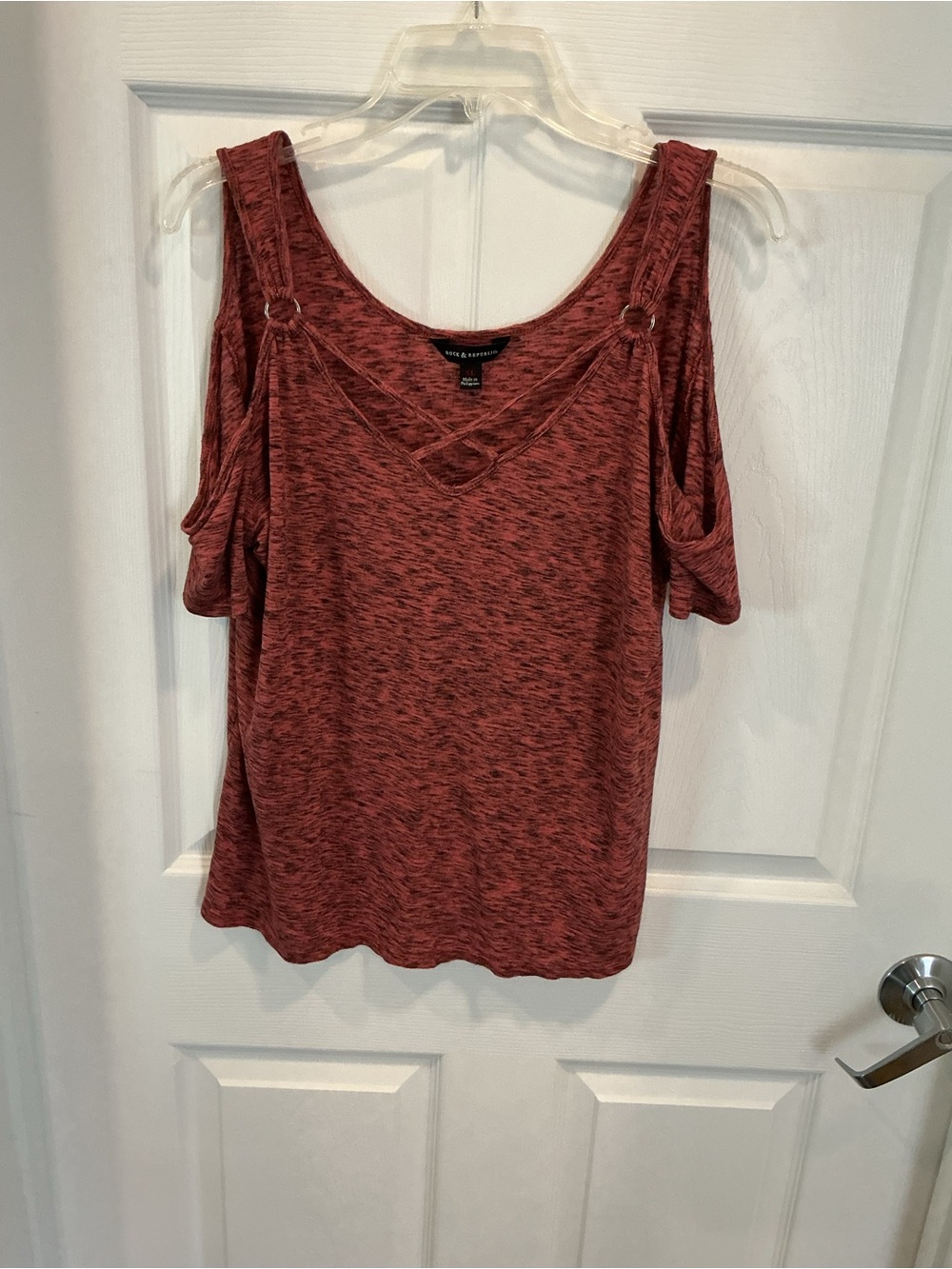 Rock & Republic Rust Cold-Shoulder V-Neck Top